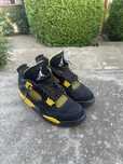 Jordan 4 Thunder