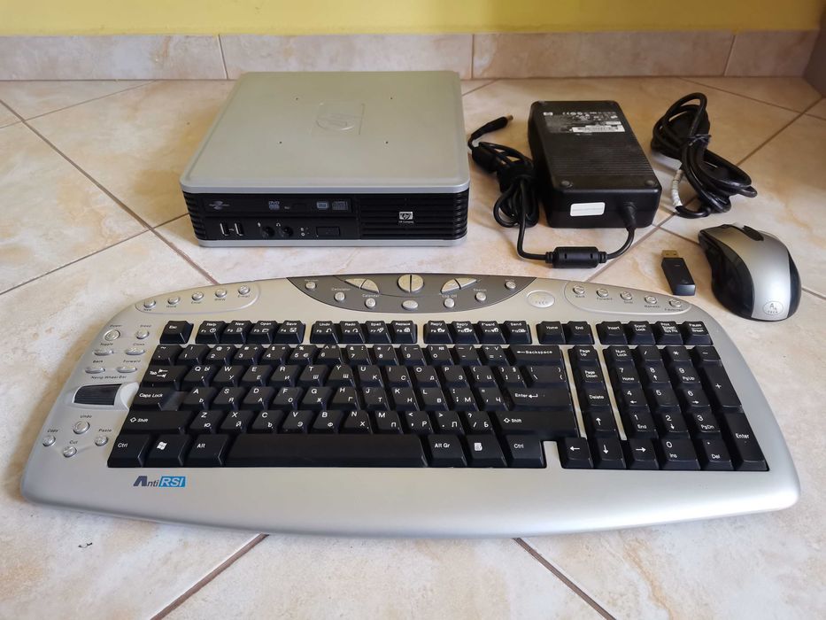 Мини компютър HP dc7900 Ultra-Slim Desktop