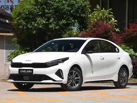 Kia K3 бампер есть