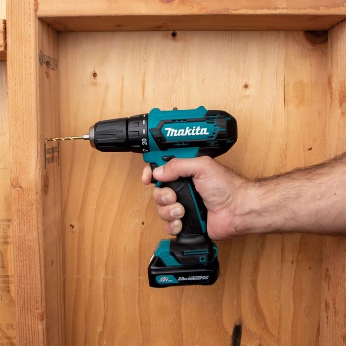 Шрупавёрт Makita original + зарядное устройство и 1 батареи