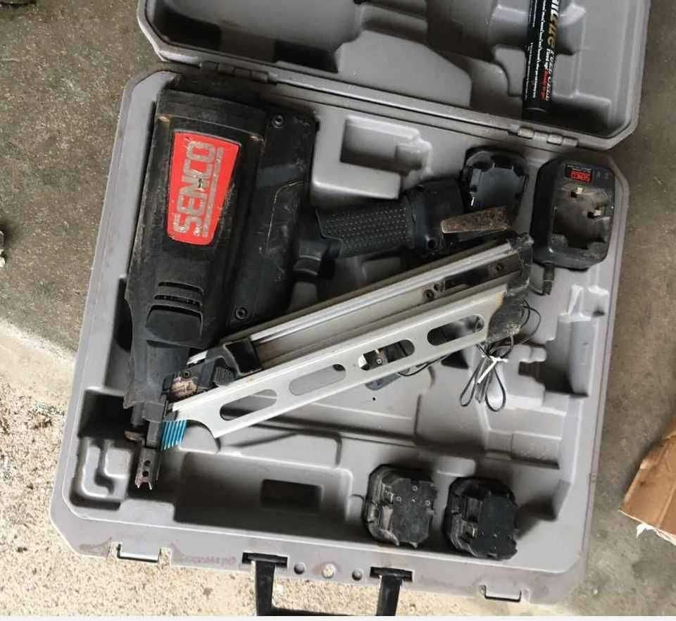 Senco pro пистолет такер за дърво  работи с пирони от 50 до 90мм