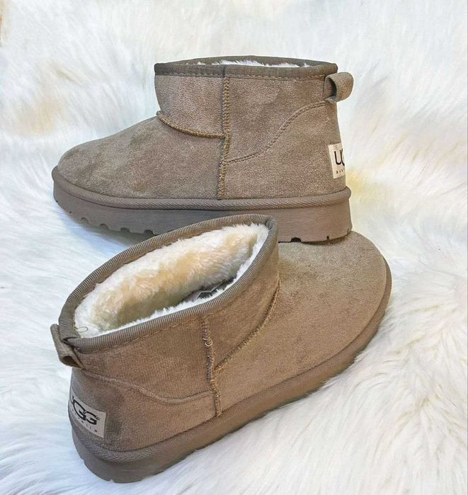 Ugg dama, diferite culori