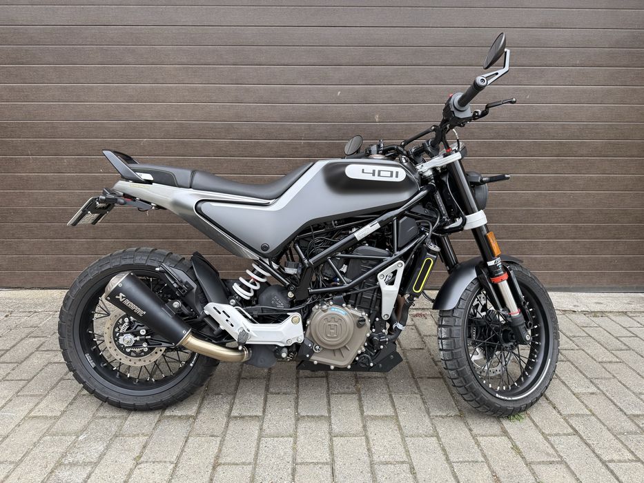 Husqvarna svartpilen 401 akrapovic 2900km A2