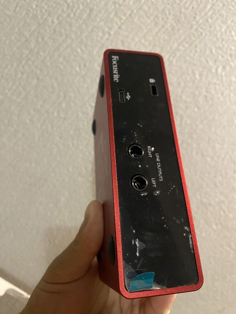 Звуковая карта Focusrite Scarlett Solo Studio 3rd Gen