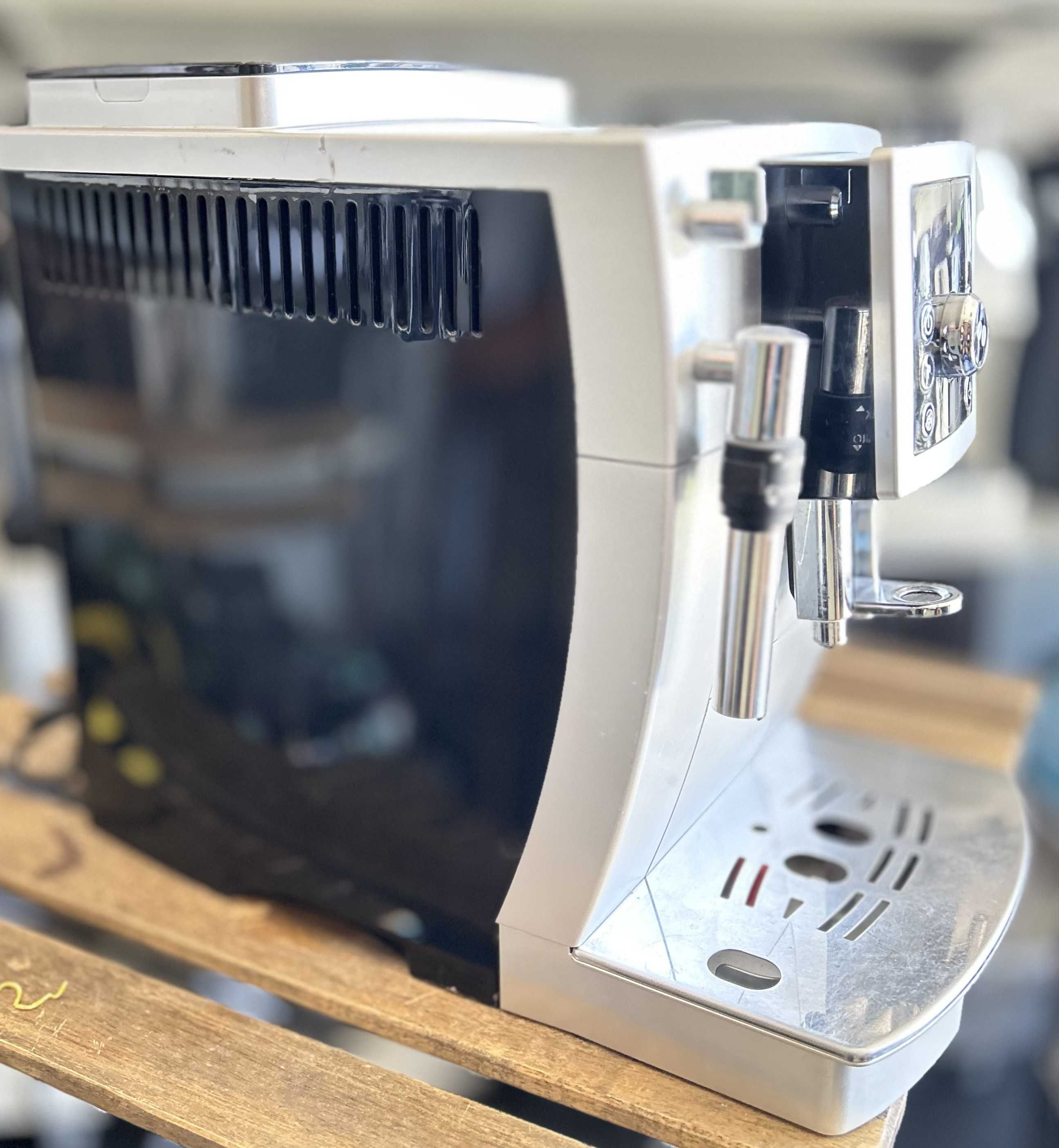 * П*Р*О*М*О* Кафемашина DeLonghi ECAM 23.420
