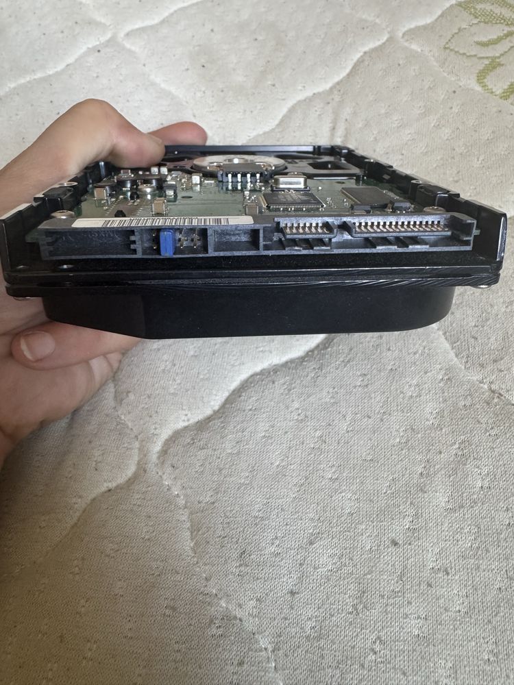 Твърд диск 250GB