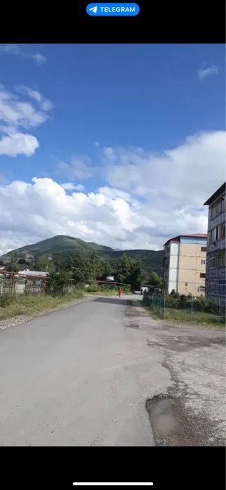 Продаю свою 1 /2/4 квартиру в центре поселка Чарвак