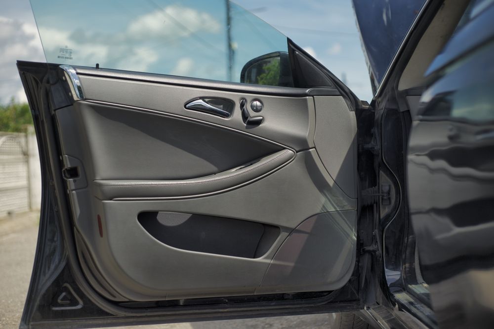 Interior complet gri Mercedes CLS W219 stop far bara turbo debitmetre