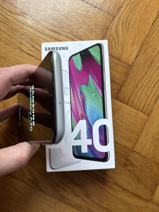 Samsung Galaxy A40 de 64 Gb Dual White
