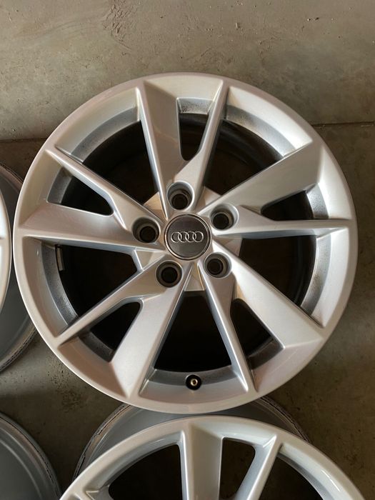 Jante 16 Originale Audi A1, A2, A3, A4, A6, Vw Passat, Golf, Touran