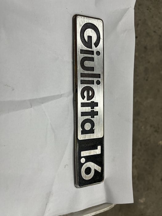 Емблема алуминиева за Alfa Giulietta
