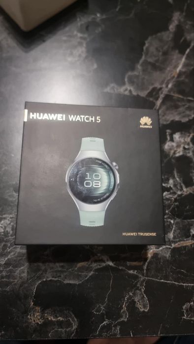 Смарт часовник Huawei