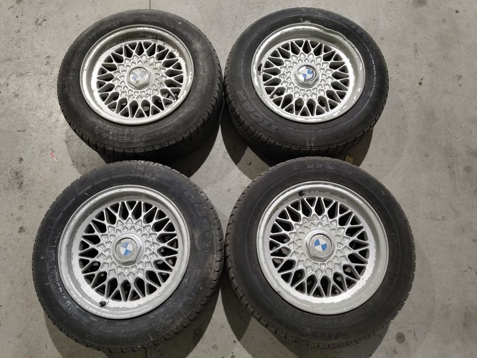 Roti BMW style 5 cu capace