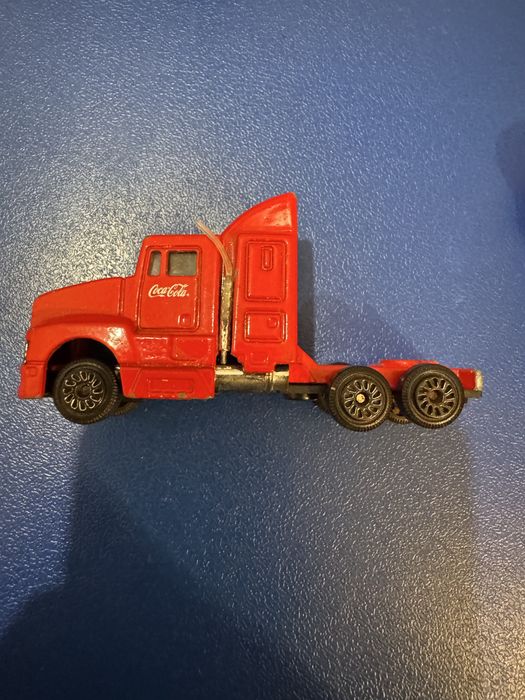 Камион Кока Кола