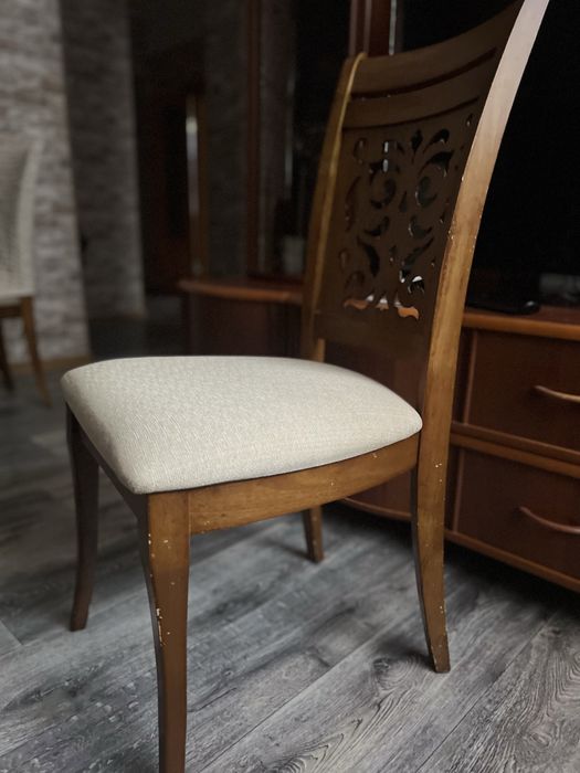 Продам стулья для ностинрй