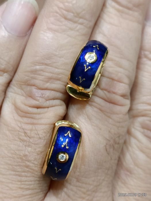 Vind cercei originali Faberge din aur 18kt