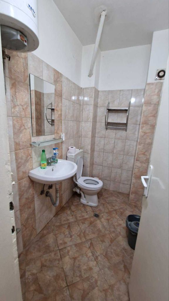 Продава се Двустаен апартамент в Пловдив, Кършияка - 57 кв.м за 2088 €/кв.м - Снимка #2