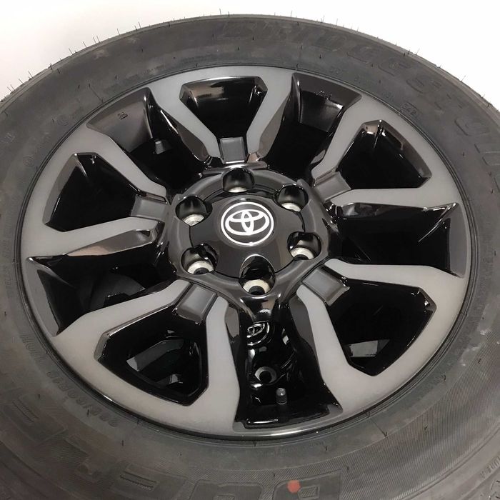Jante originale Toyota Hilux NOI R18 •RATE• Invincible Landcruiser