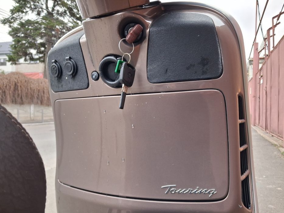 Vespa GTS 300 ABS/ASR 2014 – Stil și performanță premium