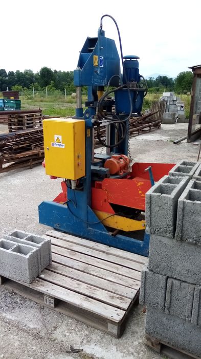 Presa bolțari de beton Henkis HK-6BIS