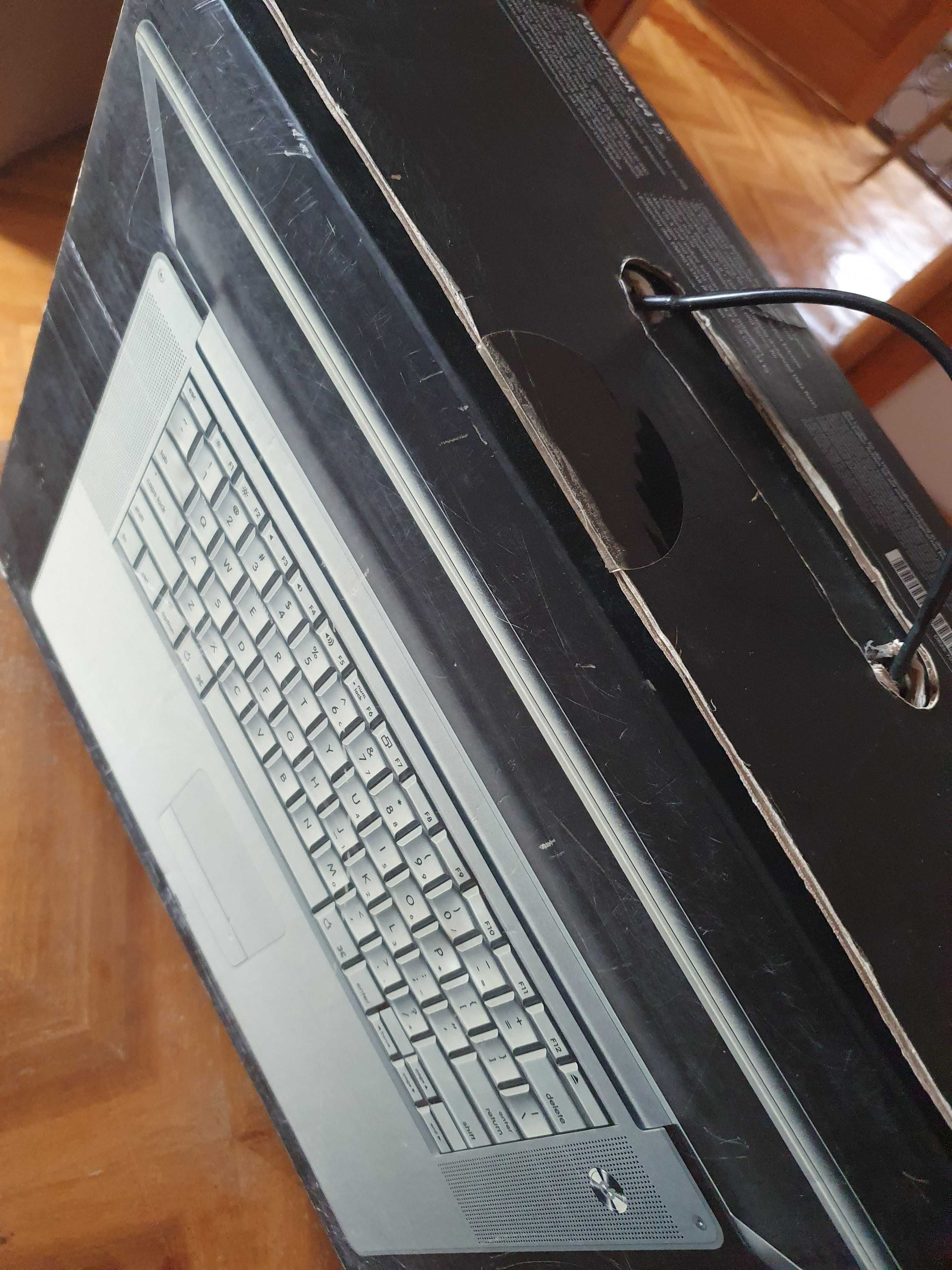 Apple Powerbook G4 15" ,un produs in stare perfecta ambalaj original