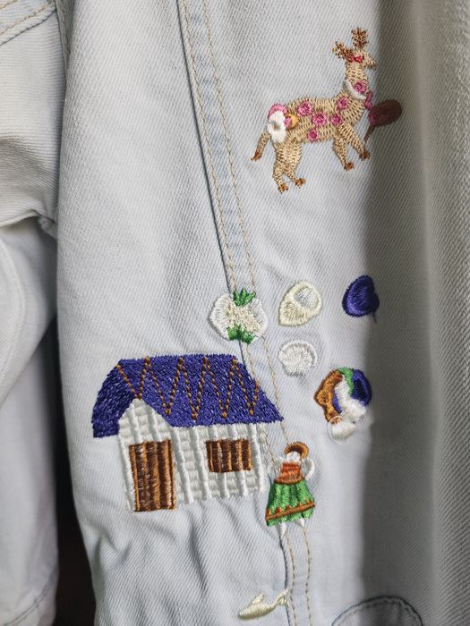 Джинсовая куртка на 4-5 лет