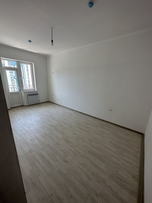 Yashnabod rayon Olmos Maxalla 3 xonali kvartira sotiladi