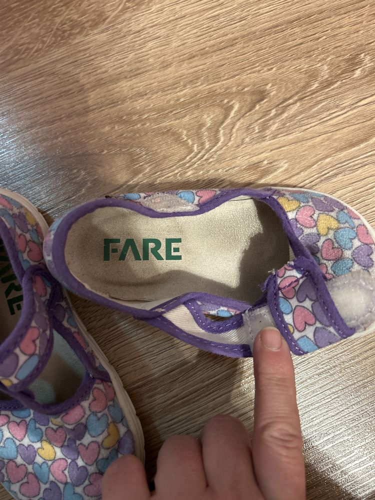 Боси пантофи Fare