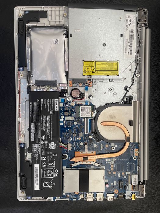Лаптоп Lenovo за части