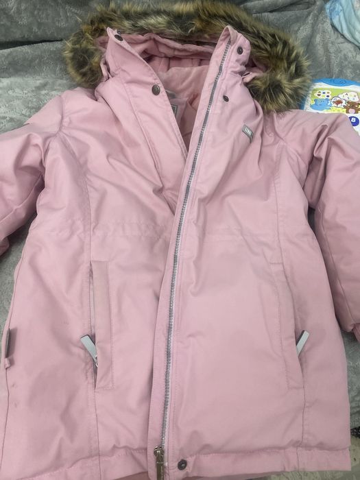 Зимняя куртка финская 134 р на девочку