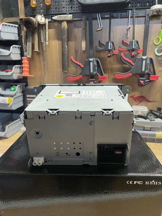 Продавам оригинална медия за Голф 6.