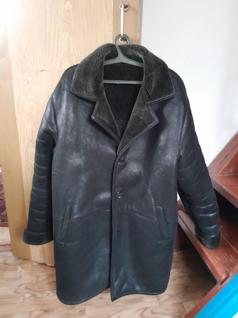 Продам мужскую дублёнку  новую.