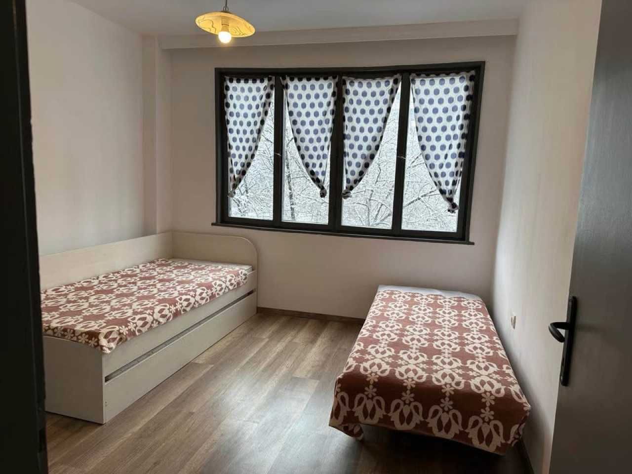 Тристаен апартамет в Каменица 1