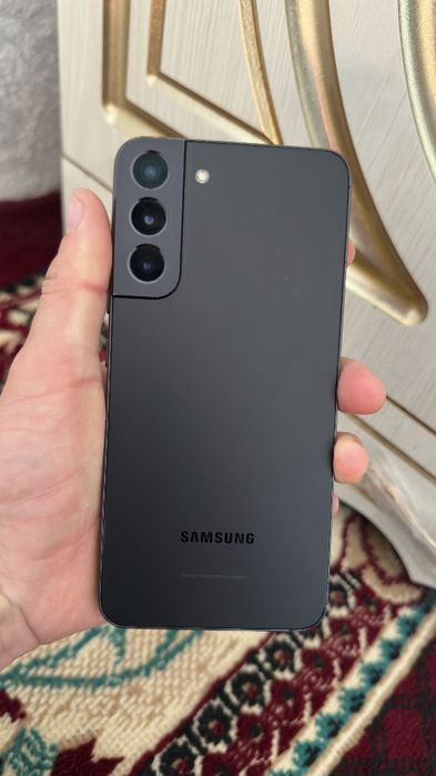 Samsung  S22 plus 5G