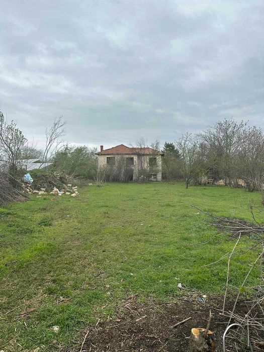 КЪЩА в село Горно Белево, област Стара Загора