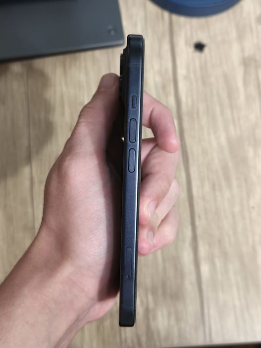 iphone 15  / 128