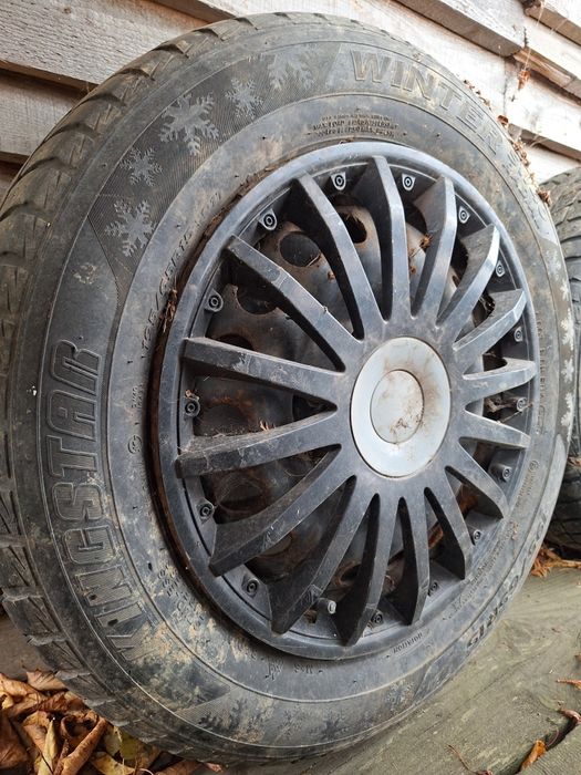 Jante de tabla cu cauciucuri și set de balasti pentru faruri