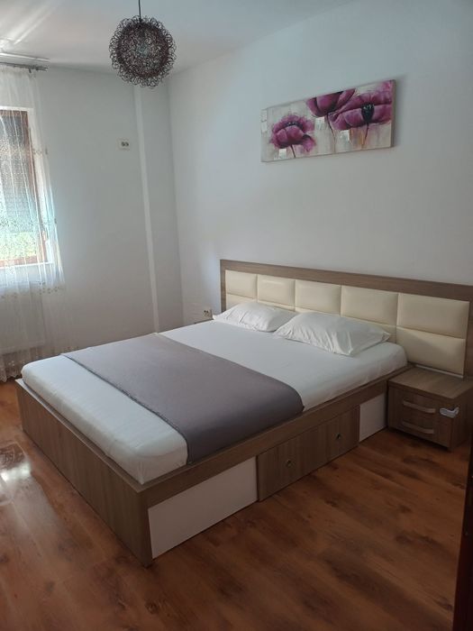 Proprietar inchiriez apartament cu curte, zona Lidl