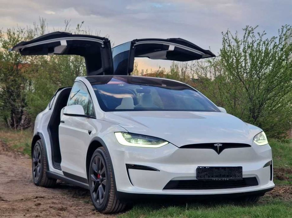 tesla model x 2024