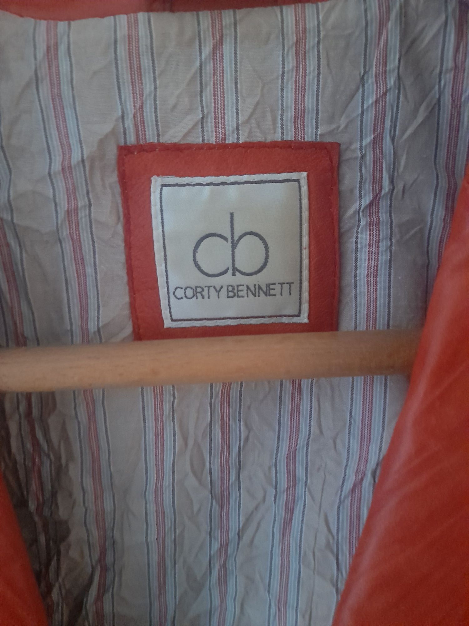 Haina dama  piele natura Corty Bennett originala