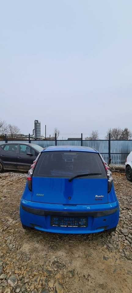Dezmembram Fiat Punto an 2001 motor 1.2i