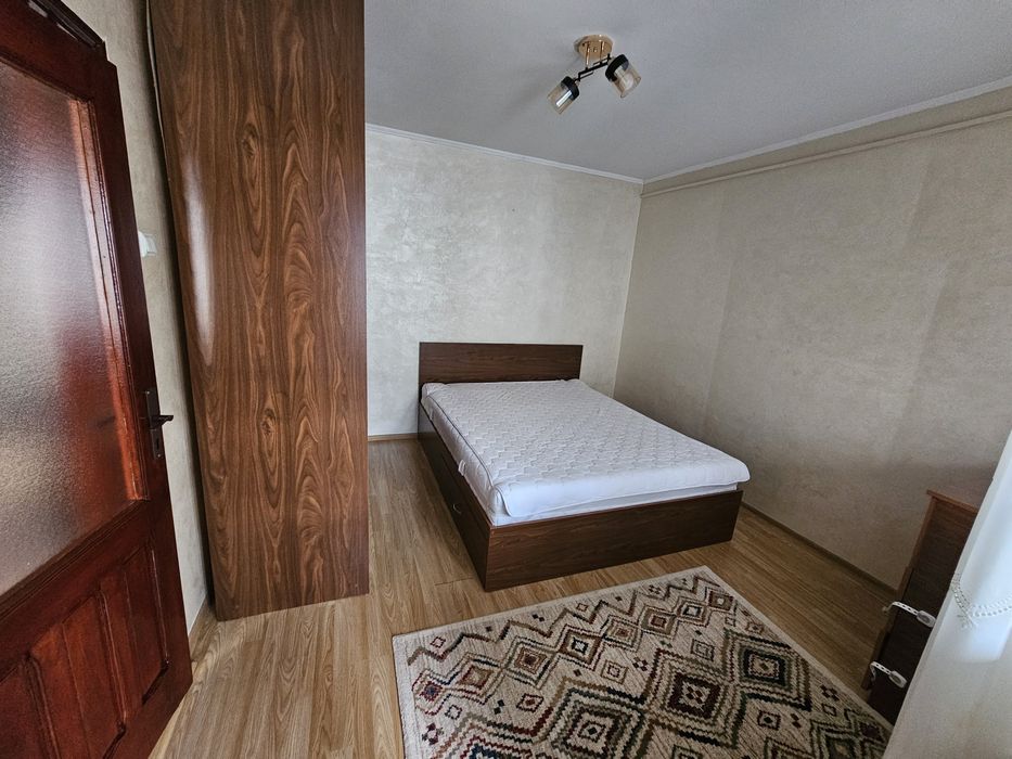 Apartament 2 camere Podu Ros sens giratoriu Otiola 5 minute de Palas
