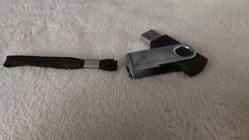 Stick fizic Bootabil Windows 7, 8.1, 10, 11 și Microsoft Office