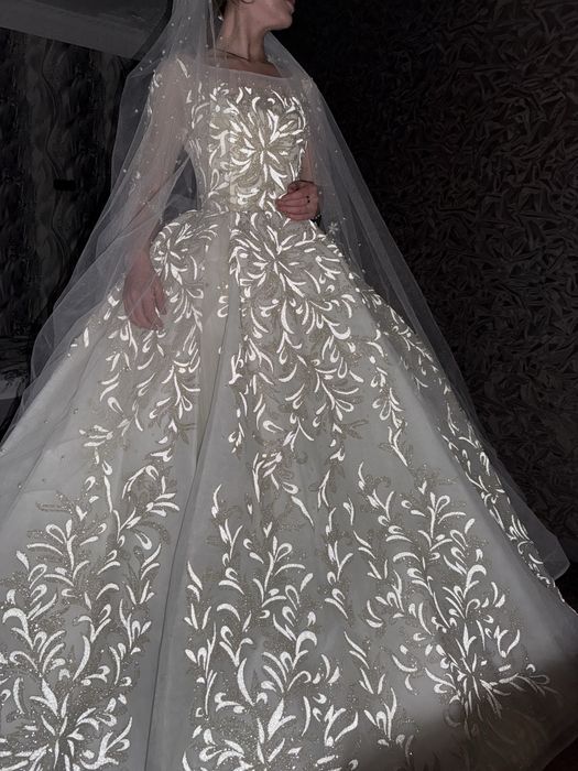 Свадебное платье.