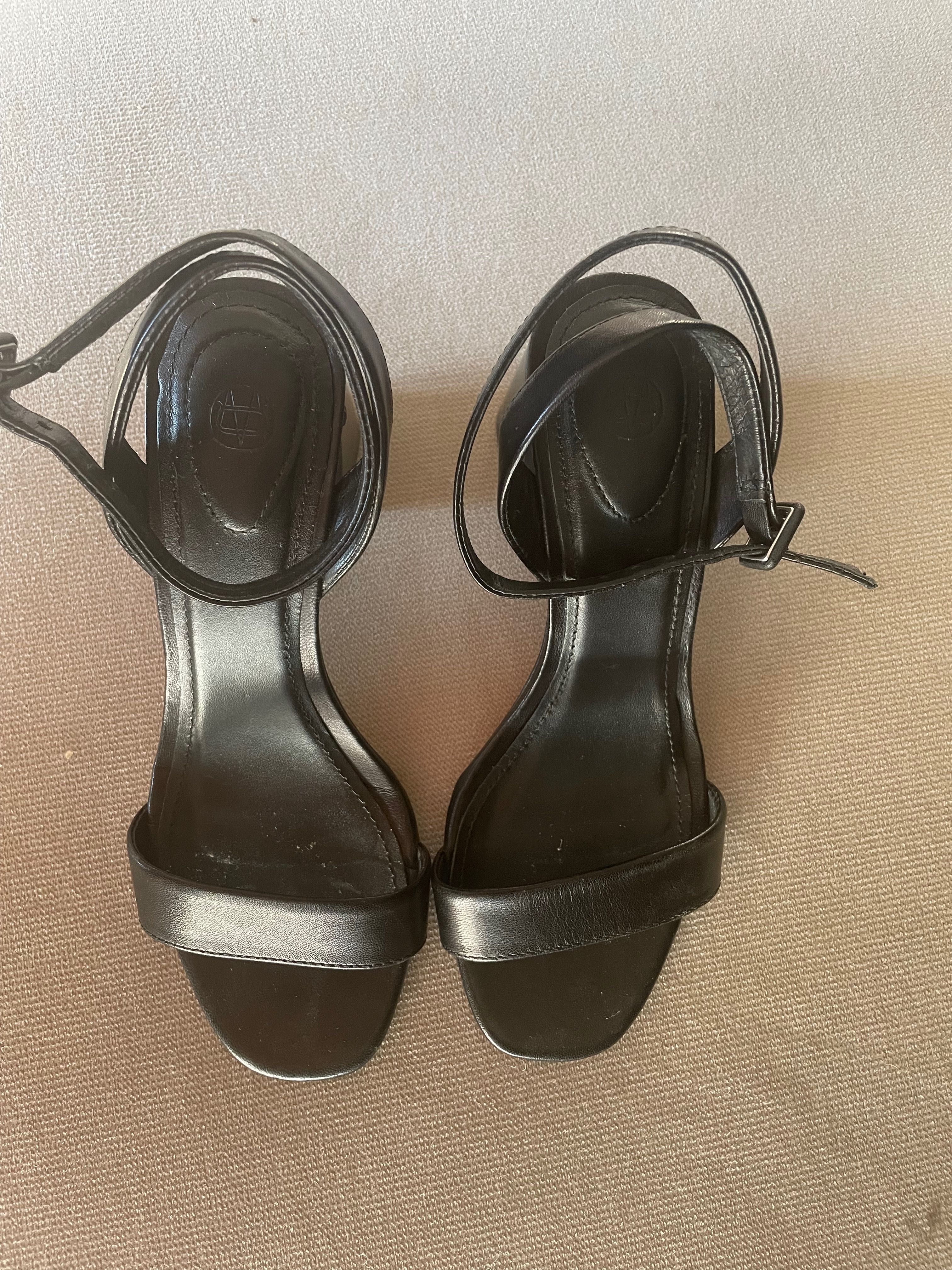 Massimo Dutti, marime 35, piele naturala