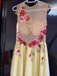 Vand rochie elegantă.