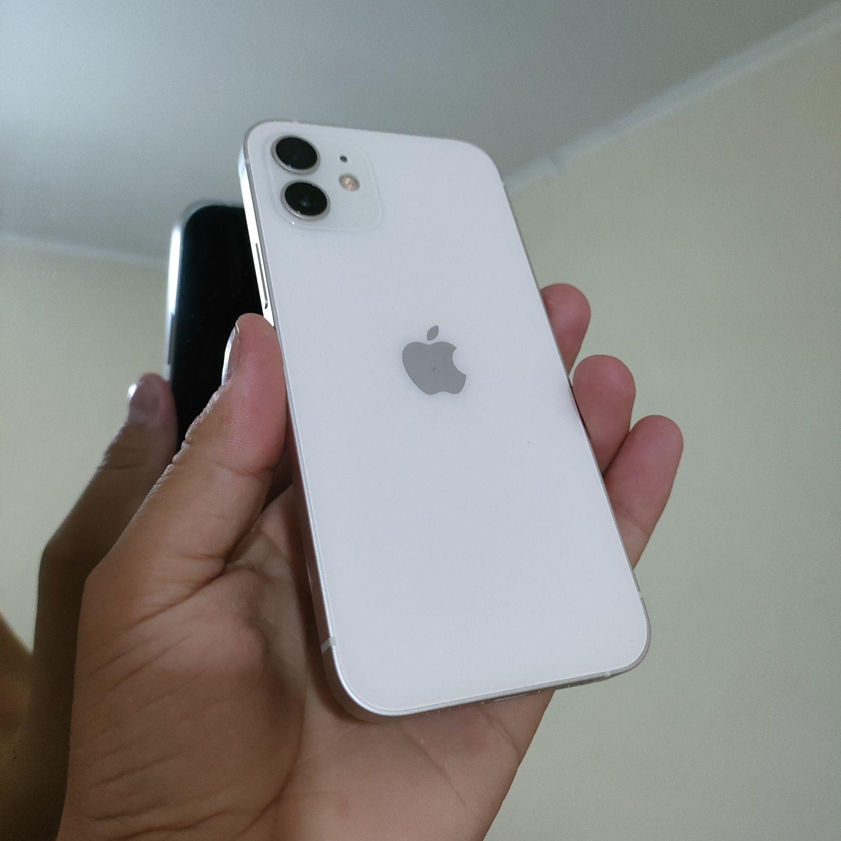 Iphone 12 sotiladi 128Gb