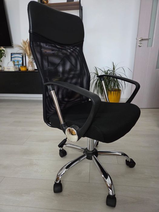 Scaun birou ergonoic Kring negru