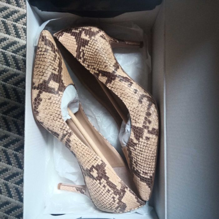 Маркови дамски обувки'