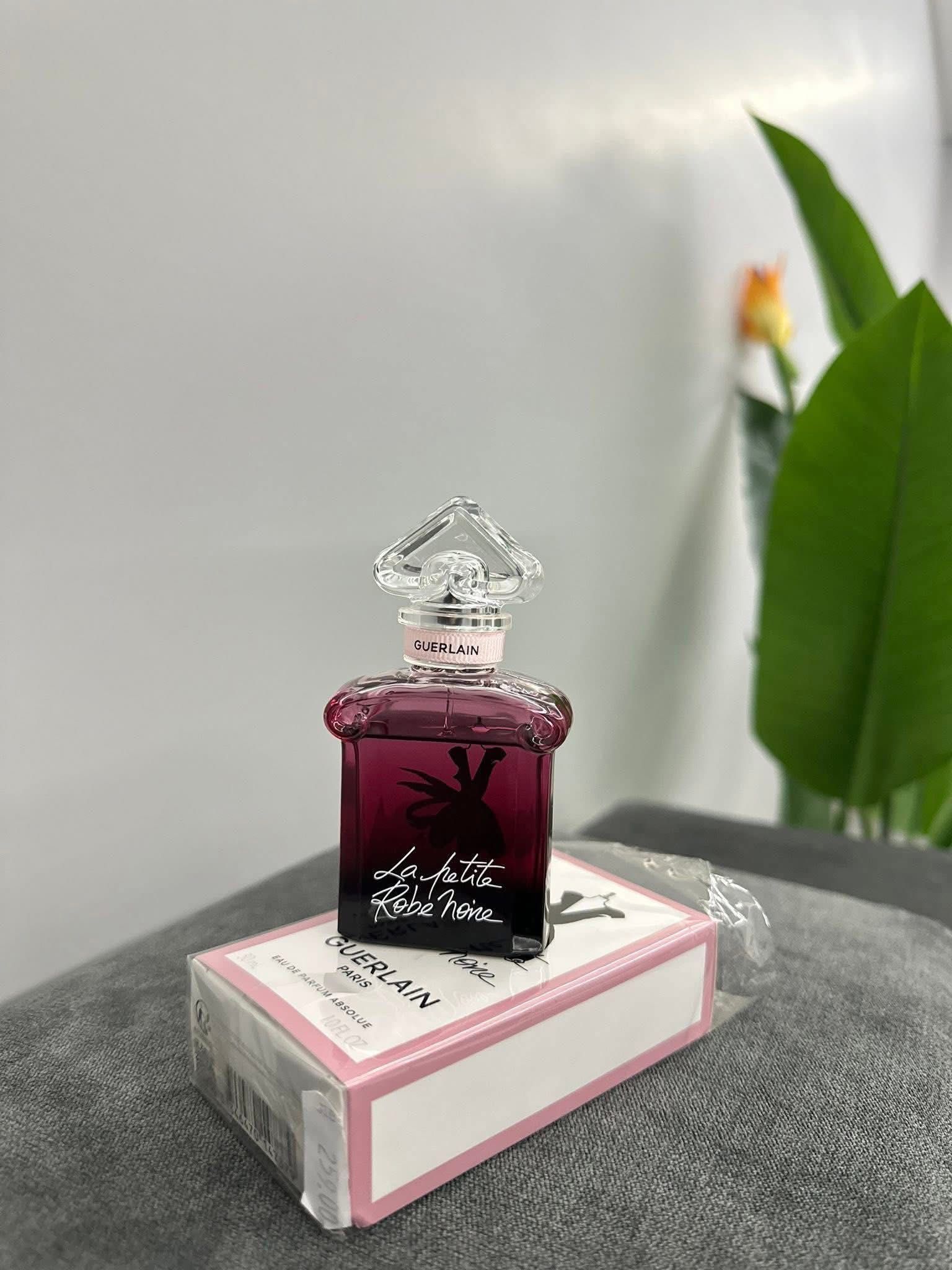 Guerlain La petite robe noire Absolue , Red Hibiscus Jo Malone
